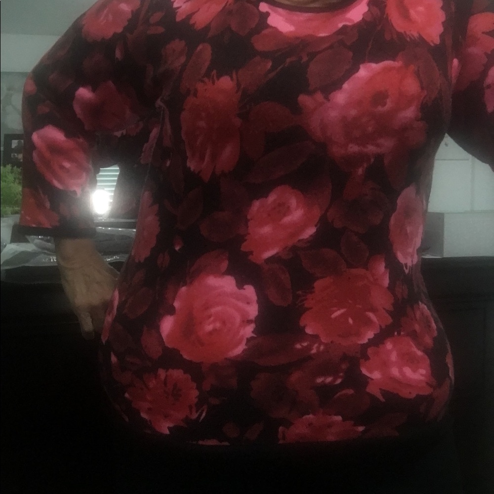 Sweater - Picture 3 of 3